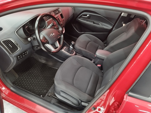 Kia Rio vaihtoauto