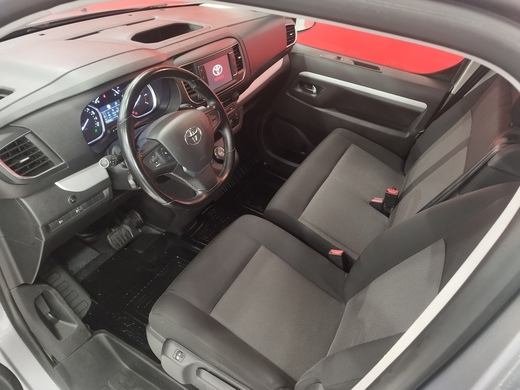 Toyota Proace Verso vaihtoauto