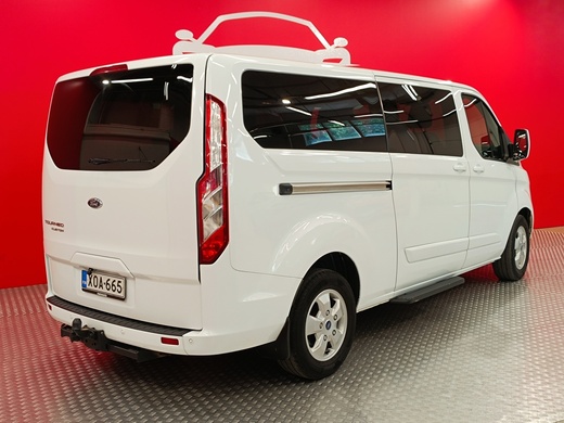 Ford Tourneo Custom vaihtoauto