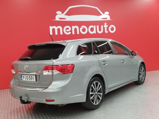 Toyota Avensis vaihtoauto