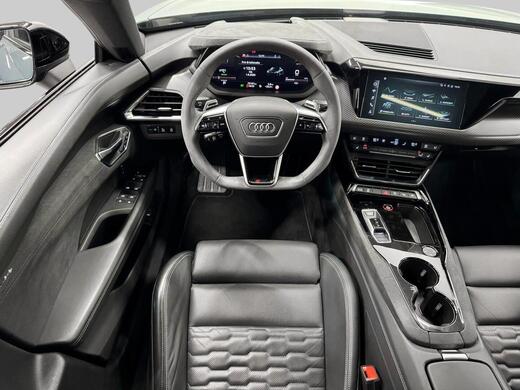 Audi e-tron GT vaihtoauto
