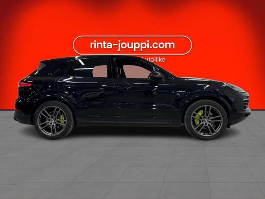Porsche Cayenne vaihtoauto