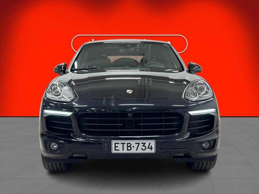 Porsche Cayenne vaihtoauto