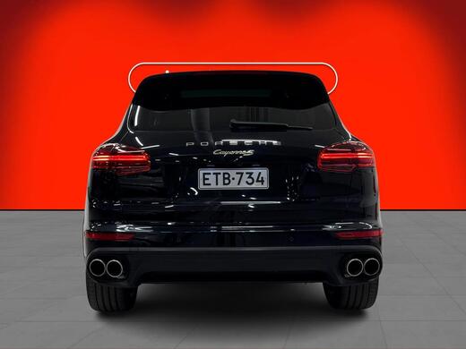 Porsche Cayenne vaihtoauto