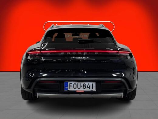 Porsche Taycan vaihtoauto