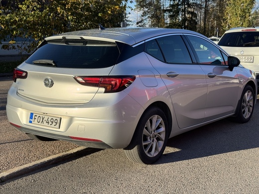 Opel Astra vaihtoauto