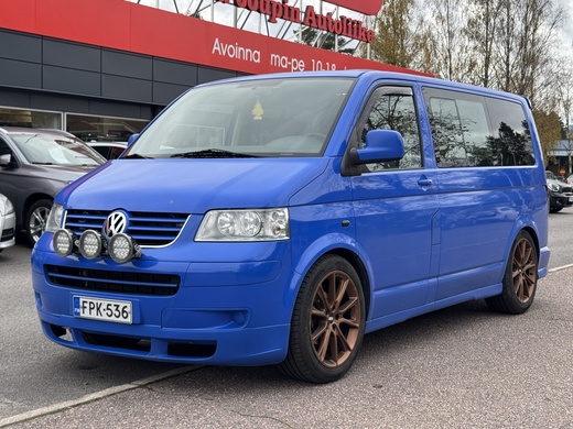 Volkswagen Caravelle vaihtoauto