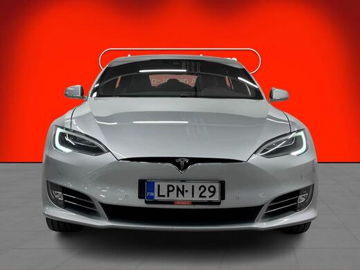 Tesla Model S vaihtoauto