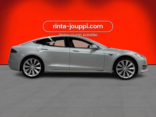 Tesla Model S vaihtoauto