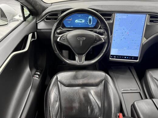 Tesla Model S vaihtoauto