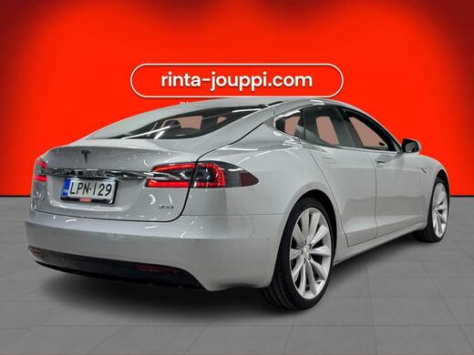 Tesla Model S vaihtoauto