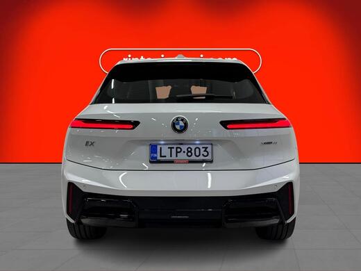 BMW iX vaihtoauto