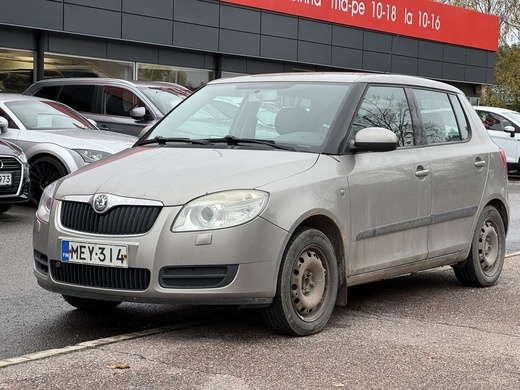 Skoda Fabia vaihtoauto