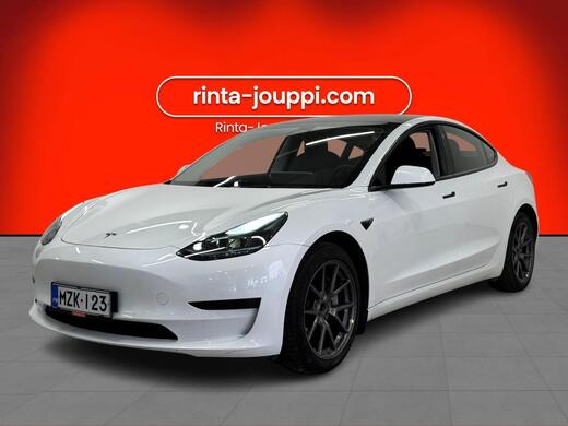 Tesla Model 3 vaihtoauto