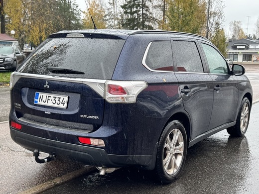Mitsubishi Outlander vaihtoauto