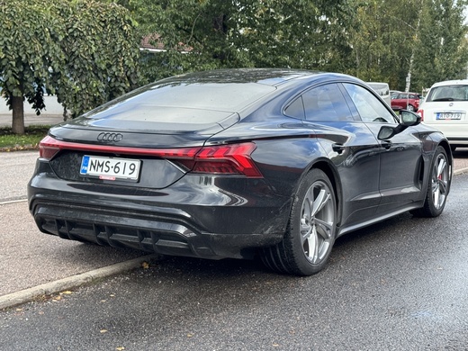 Audi e-tron GT vaihtoauto