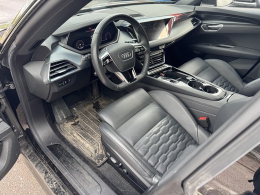 Audi e-tron GT vaihtoauto