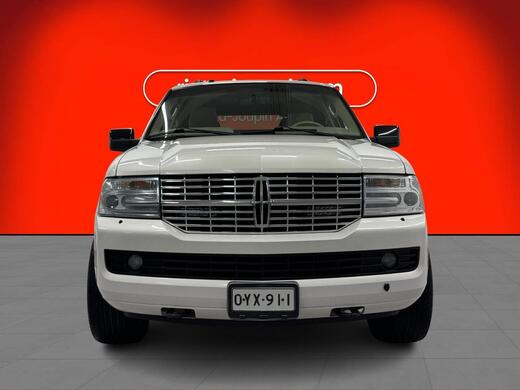 Lincoln Navigator vaihtoauto