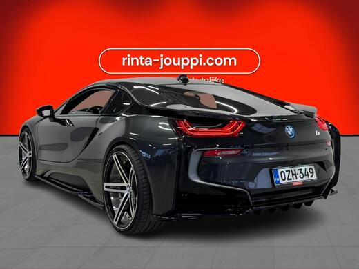 BMW i8 vaihtoauto