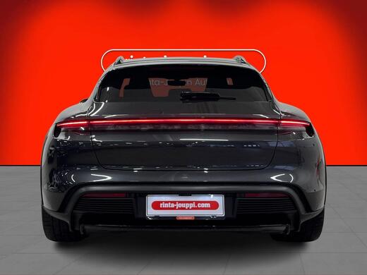 Porsche Taycan vaihtoauto