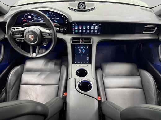 Porsche Taycan vaihtoauto