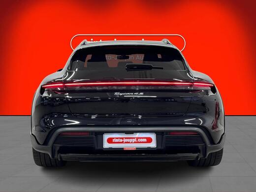 Porsche Taycan vaihtoauto