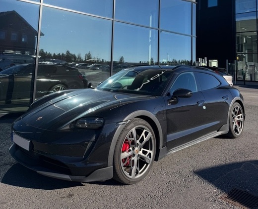 Porsche Taycan vaihtoauto