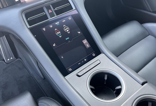 Porsche Taycan vaihtoauto