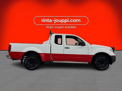 Nissan Navara vaihtoauto