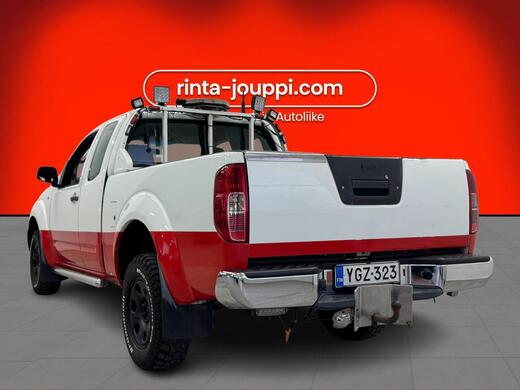 Nissan Navara vaihtoauto