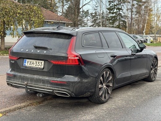 Volvo V60 vaihtoauto