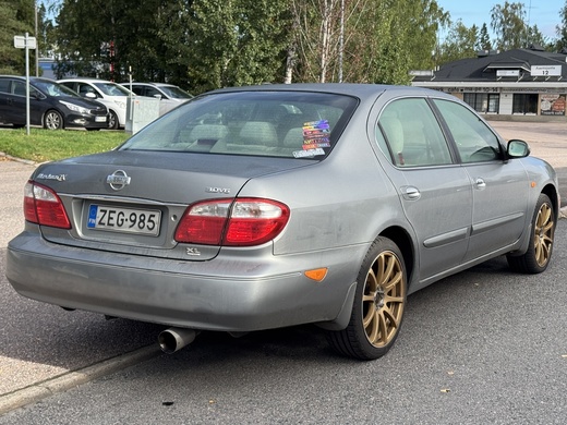 Nissan Maxima vaihtoauto