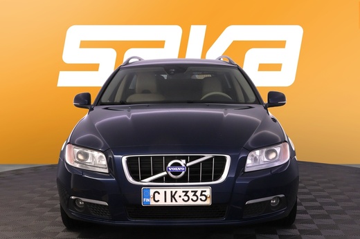 Volvo V70 vaihtoauto