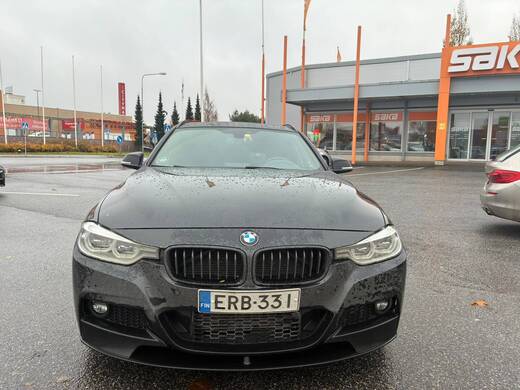 BMW 320 vaihtoauto