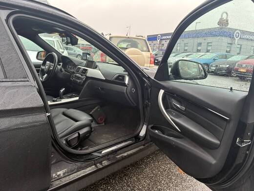 BMW 320 vaihtoauto
