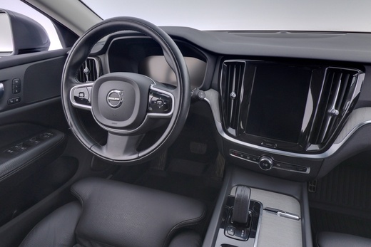 Volvo V60 Cross Country vaihtoauto