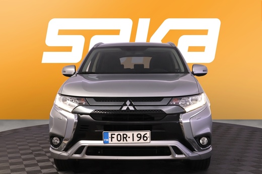 Mitsubishi Outlander PHEV vaihtoauto