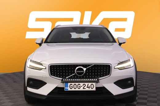 Volvo V60 Cross Country vaihtoauto