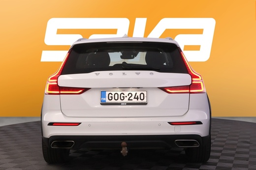 Volvo V60 Cross Country vaihtoauto