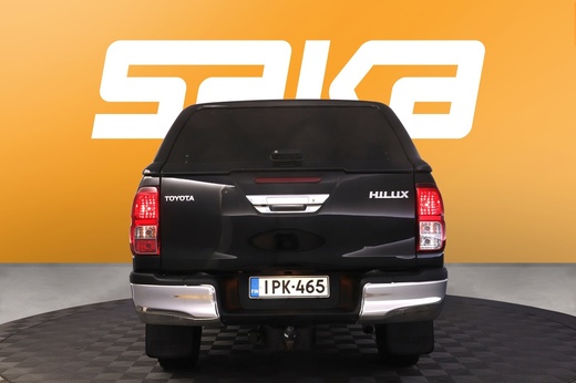 Toyota Hilux vaihtoauto