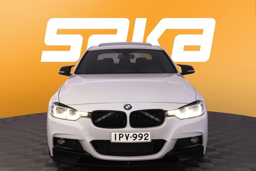 BMW 330 vaihtoauto