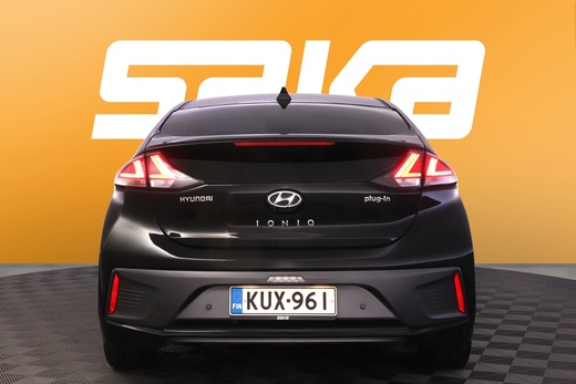 Hyundai IONIQ plug-in vaihtoauto