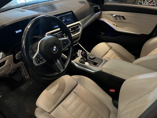 BMW 330 vaihtoauto