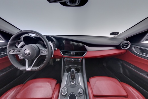 Alfa Romeo Giulia vaihtoauto