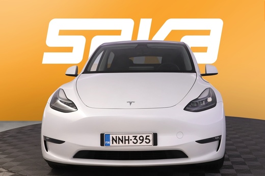 Tesla Model Y vaihtoauto