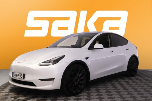 Tesla Model Y vaihtoauto