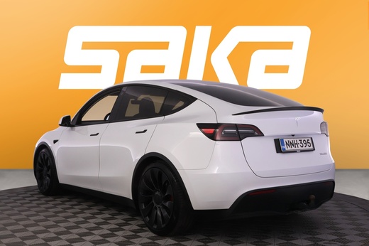 Tesla Model Y vaihtoauto