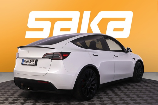 Tesla Model Y vaihtoauto