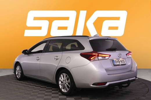 Toyota Auris vaihtoauto
