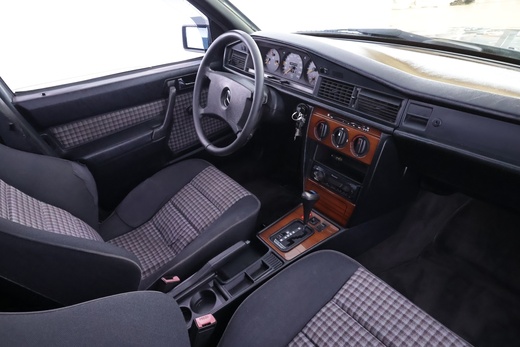 Mercedes-Benz 190 vaihtoauto